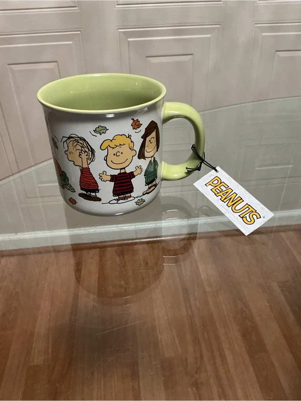 Brand New Peanuts Snoopy I'm Hooked On Autumn!21oz Mug By Gibson